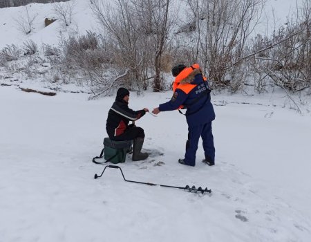 Операция «Тонкий лед»: спасатели Башкортостана предупреждают рыбаков об опасности