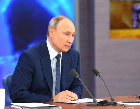 Владимир Путин признался, что еще не делал вакцину от коронавируса