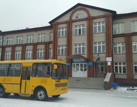 Школы Мечетлинского района получили автобусы для перевозки учеников