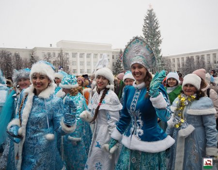 В Уфе 3 января ограничат движение транспорта из-за Парада Снегурочек