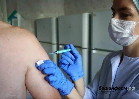 В регионах России стартовала массовая вакцинация от коронавируса