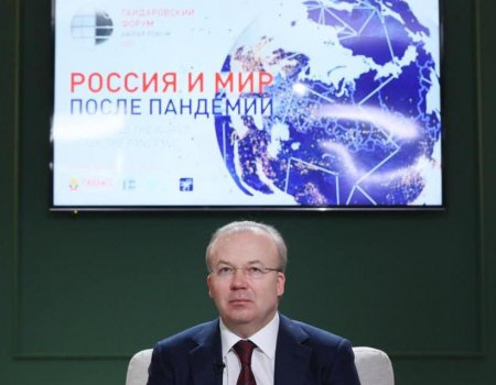 Премьер-министр Башкортостана привился от COVID-19 и развеял сомнения противников вакцинации