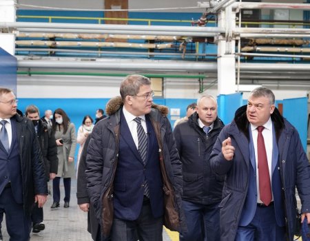 Радий Хабиров и Анатолий Сердюков посетили уфимские предприятия «Гидравлика» и «ЕСМ»