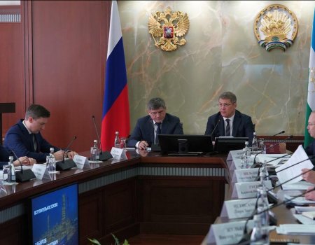 Радий Хабиров провел заседание комиссии по взаимодействию Башкортостана и «Башнефти»