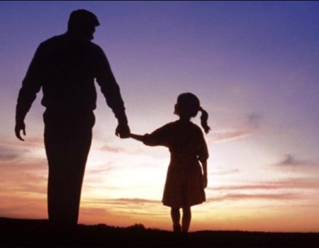 Прием заявок на соискание Общественной награды «Отцовская доблесть» продлится до 15 апреля