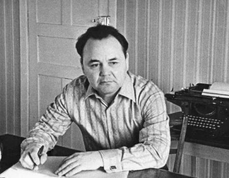 В Башкортостане запустили петицию за присуждение звания народного писателя Яныбаю Хамматову