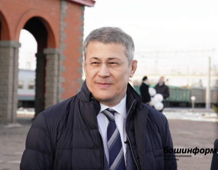 Глава Башкортостана рассказал о новых возможностях транспортной карты «Алга»