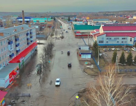 В Башкортостане затопило улицы райцентра