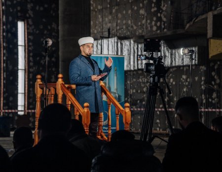 В уфимской недостроенной мечети «Ар-Рахим» совершена первая пятничная молитва