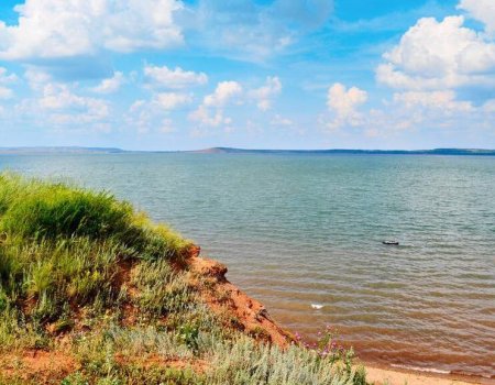 На озерах Аслыкуль и Кандрыкуль будет запрещен въезд транспорта в водоохранную зону