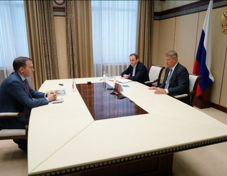 Радий Хабиров встретился с первым заместителем председателя ЦК КПРФ Юрием Афониным