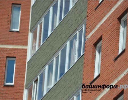 В Башкортостане мужчина выжил при падении с 8 этажа