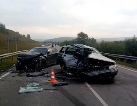 В Башкортостане в ДТП с BMW погиб водитель «ВАЗ-2111»