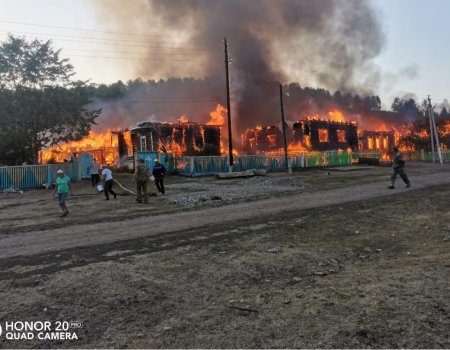 В Бурзянском районе сгорели две усадьбы