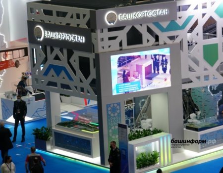 Делегация Башкортостана принимает участие в XV международном форуме «Транспорт России» в Москве