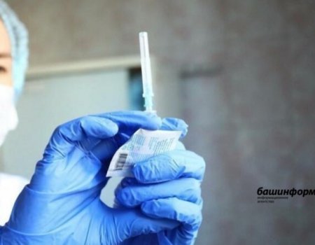 Радий Хабиров поручил руководителям муниципалитетов усилить работу по вакцинации населения