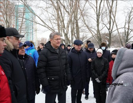 Радий Хабиров: Ежегодно на реконструкцию городских парков будем выделять по одному миллиарду рублей