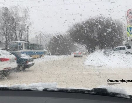 На границе Башкортостана и Татарстана ограничили движение транспорта из-за обильного снегопада