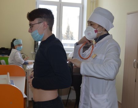 Как переносят прививку от коронавируса подростки из Башкортостана