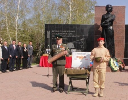 Гильза республиканского марафона в честь генерала Шаймуратова пополнилась землей Альшеевского района