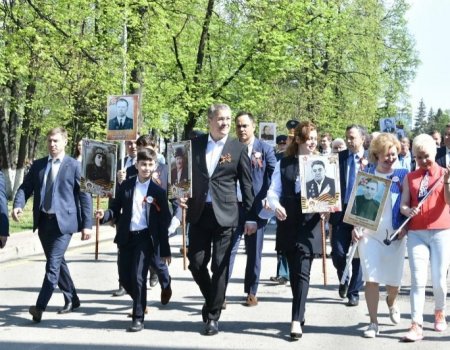 Глава Башкортостана понесет портрет деда Барыя Хабирова в колонне Бессмертного полка