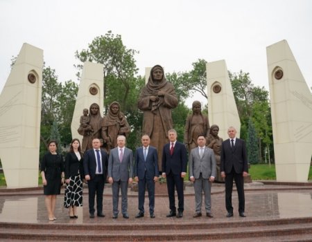 Радий Хабиров рассказал, с какой любовью в Узбекистане хранят память о Великой Отечественной войне