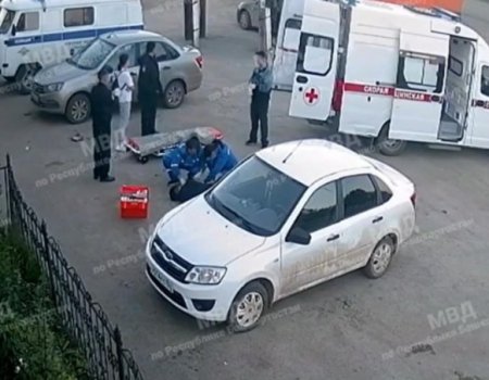 Житель Башкортостана прямо на улице избил битой любовника своей девушки