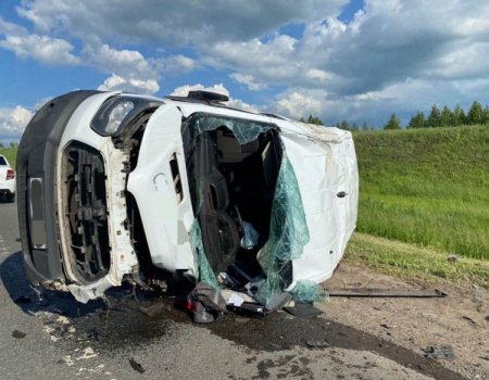 На трассе в Башкортостане столкнулись грузовик и легковушка, есть погибший