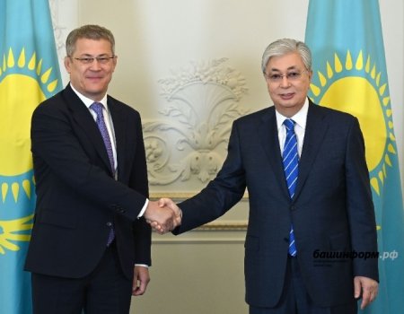 Радий Хабиров в Санкт-Петербурге провел встречу с президентом Казахстана Касым-Жомартом Токаевым