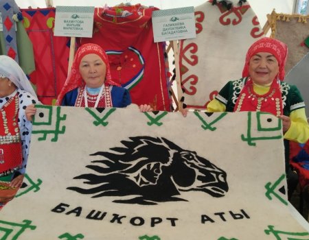 Башкирские женщины сшили обереги для бойцов батальонов имени Шаймуратова и Доставалова