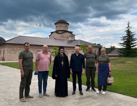 Премьер-министр Башкортостана и замминистра финансов России посетили монастырь «Святые кустики»