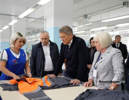 На Учалинской швейной фабрике будут шить зимнюю полевую одежду для российской армии