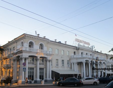 Ростуризм организовал горячую линию для отдыхающих в Крыму туристов