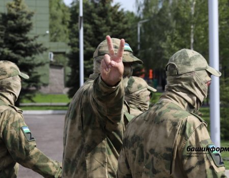 Глава Башкортостана обязал правительство региона поддержать новый добровольческий батальон