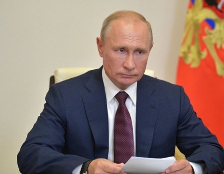 Владимир Путин разрешил иностранцам служить в российской армии