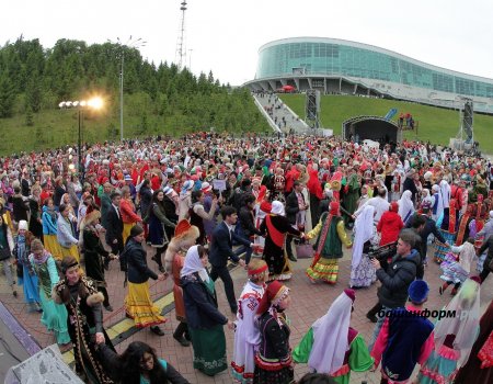 Радий Хабиров рассказал, как в Башкортостане уживаются люди 114 национальностей