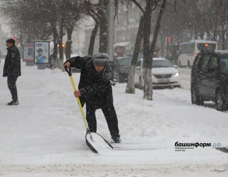 Радий Хабиров дал поручение руководителям ведомств организовать работу с учетом погодных условий