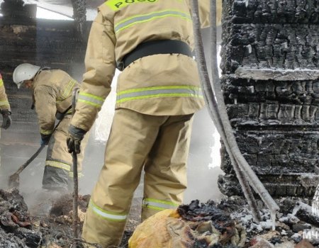 В Уфе в сгоревшем бараке на улице Запотоцкого нашли фрагменты тел двух погибших