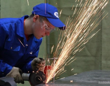 В Башкортостане утвержден перечень нуждающихся в работниках предприятий