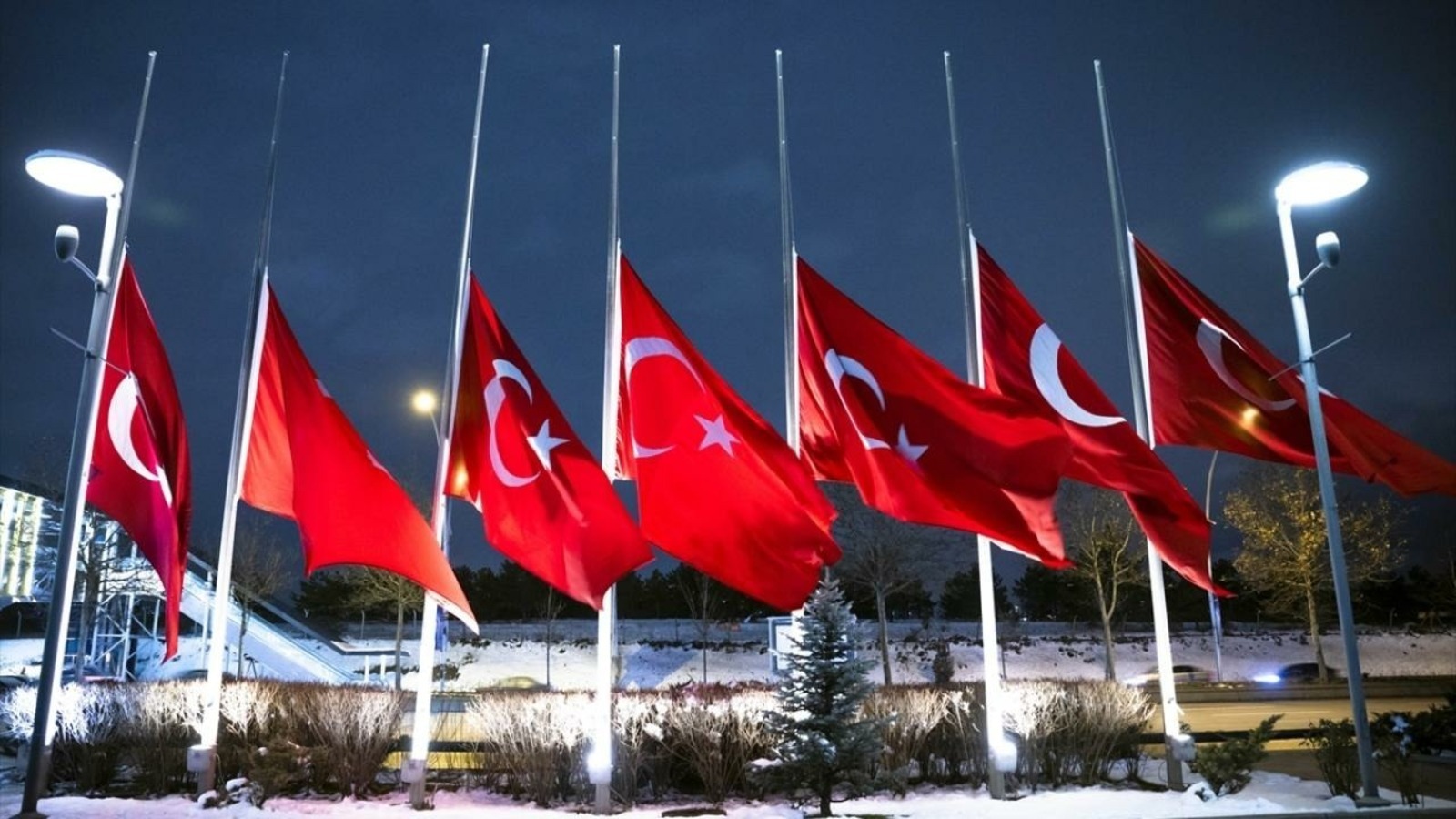 Турция февраль 2023. Флаг Турции. Траурный флаг Турции. Приспущенный флаг Турции. Турция сейчас.