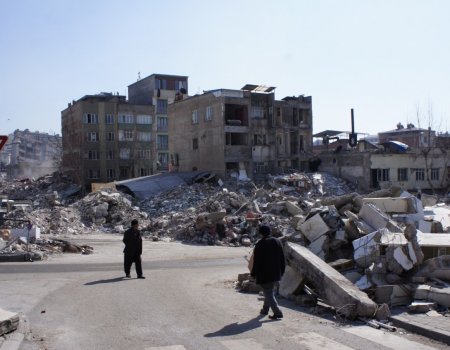На границе Турции и Сирии произошли новые землетрясения