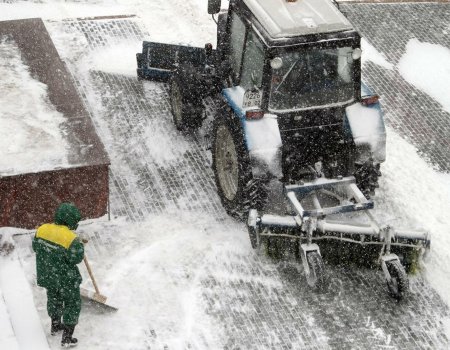 Пришел циклон: Глава Башкортостана поручил усилить работу по уборке снега
