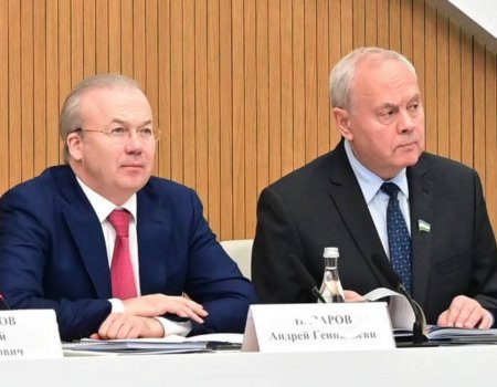 Премьер-министр Башкортостана поздравил с юбилеем спикера Курултая