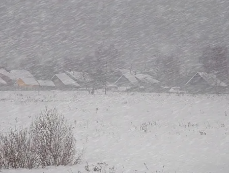 МЧС по Башкортостану предупреждает о гололеде и ухудшении видимости из-за снега