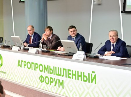 Андрей Назаров: «В прошлом году аграрии республики произвели продукции на 247 млрд рублей с ростом на 28%»