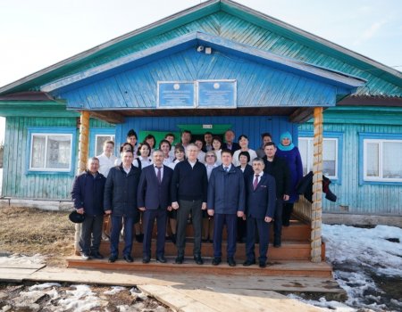 Глава Башкортостана в ходе рабочей поездки посетил школу села Кубиязы Аскинского района