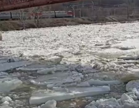 В Башкортостане на реке Инзер начался ледоход