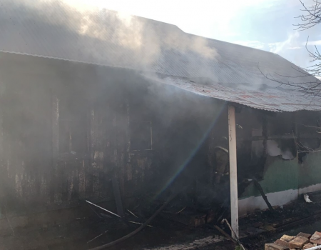 В страшном пожаре в Чишмах пострадал мужчина