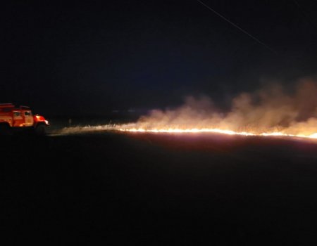 В двух деревнях Башкортостана загорелась сухая трава