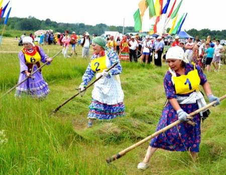 В Башкортостане пройдет республиканский фольклорный праздник сенокоса «Звени, коса!»